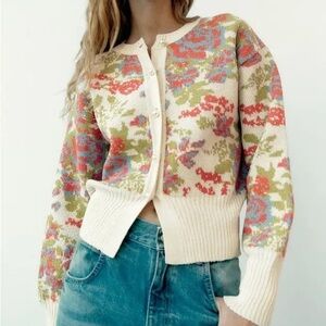 ZARA Floral Jacquard Knit Cardigan with Pearl buttons